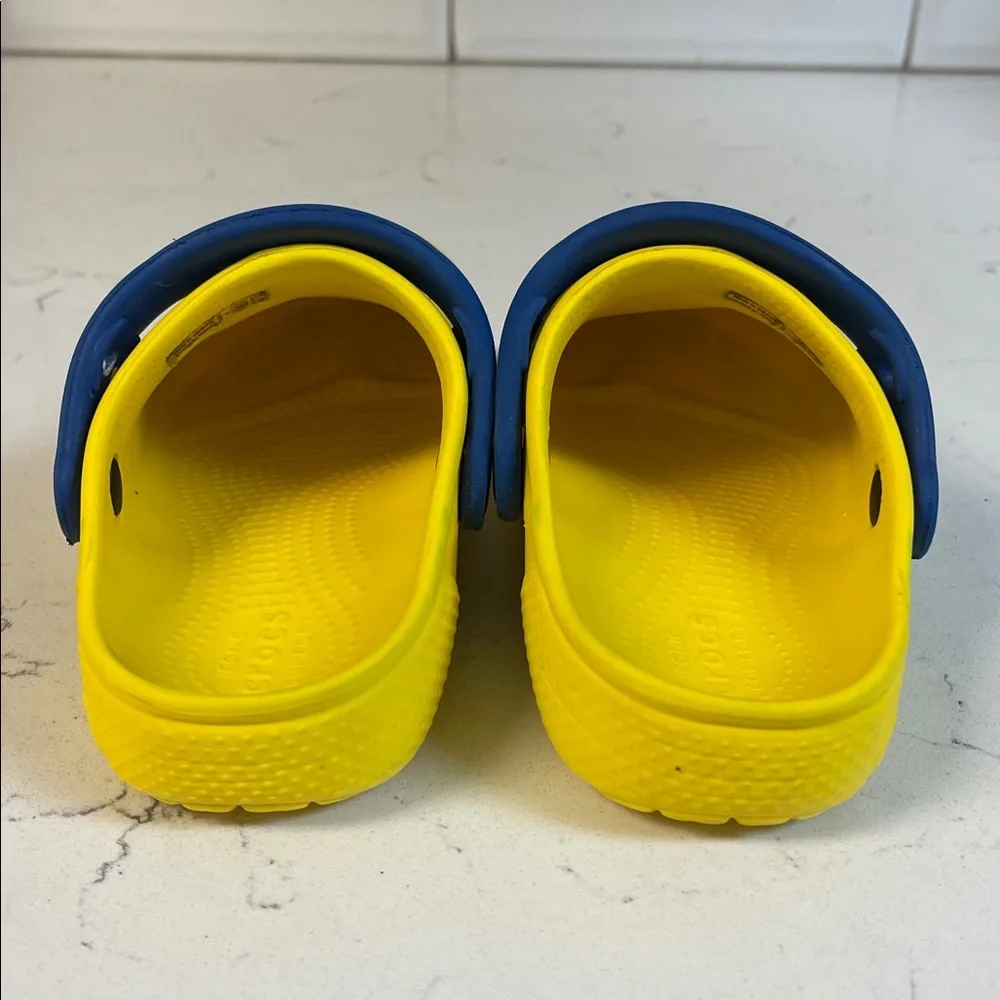 Crocs Fun Lab Minions Yellow Kids Clog Sandals with Blue Strap Size 11 - Picture 13 of 17